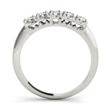 Runder, im Labor gezüchteter Diamant (0,50 ct) im französischen Stil mit fünf Steinen und Krappenfassung, Farbe DE, Reinheit VVS