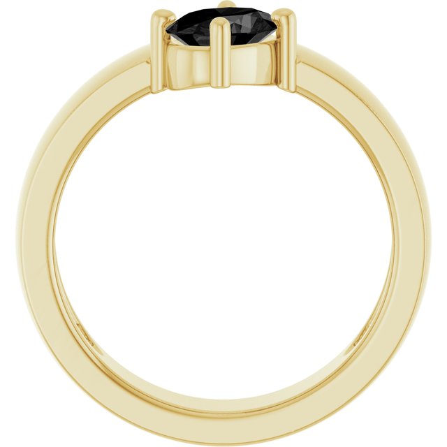 Oval Black Onyx Solitaire Ring in Yellow Gold