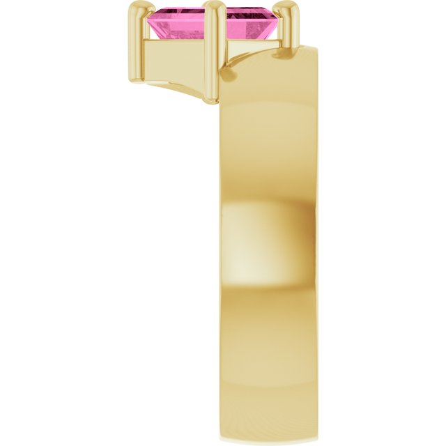Emerald Lab-Grown Pink Sapphire Solitaire Ring in Yellow Gold