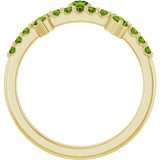Round Peridot Accented Ring in Gold