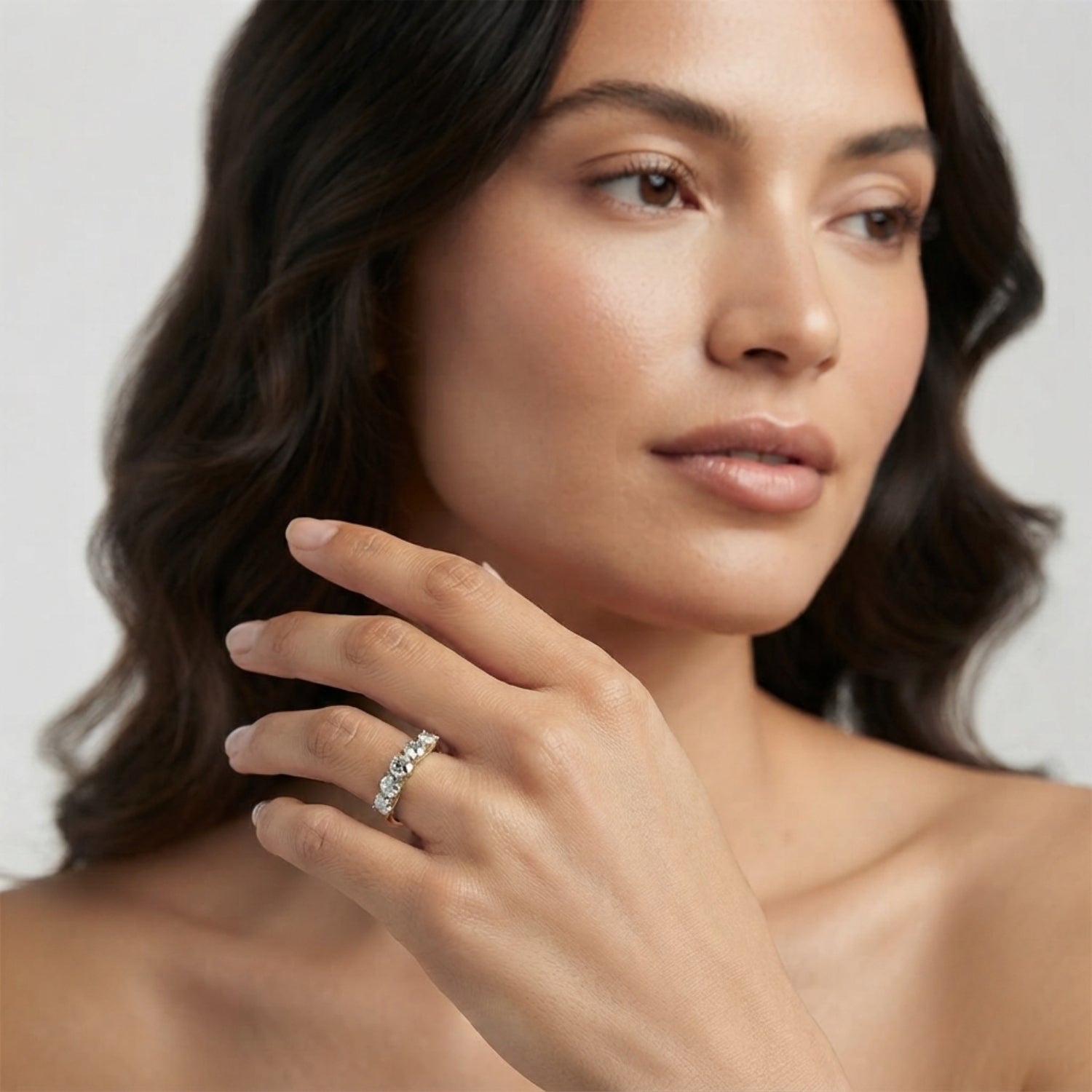 0.5Ct - 3.00Ct Lab-Grown Round Diamond Scalloped Basket Setting 5-Stone Diamond Ring, DE Color VVS Clarity