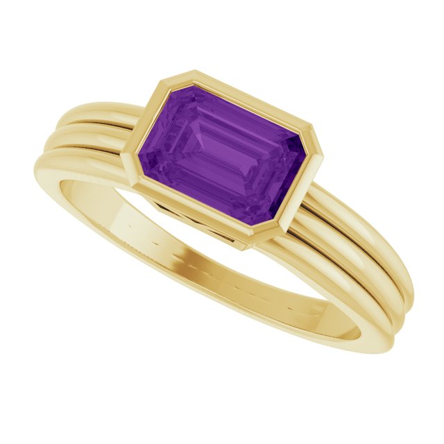 Emerald Amethyst Solitaire Ring in Yellow Gold