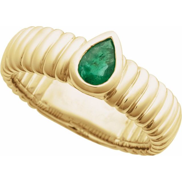 Pear Emerald Solitaire Ring in Gold
