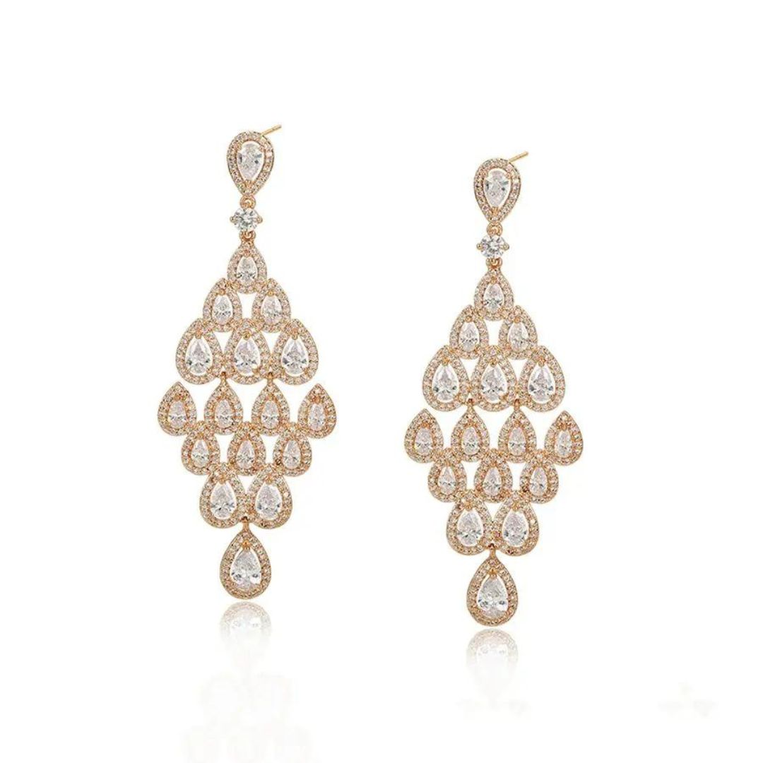 Boucles d'oreilles chandelier serties de diamants de laboratoire de 9,50 carats sur or blanc