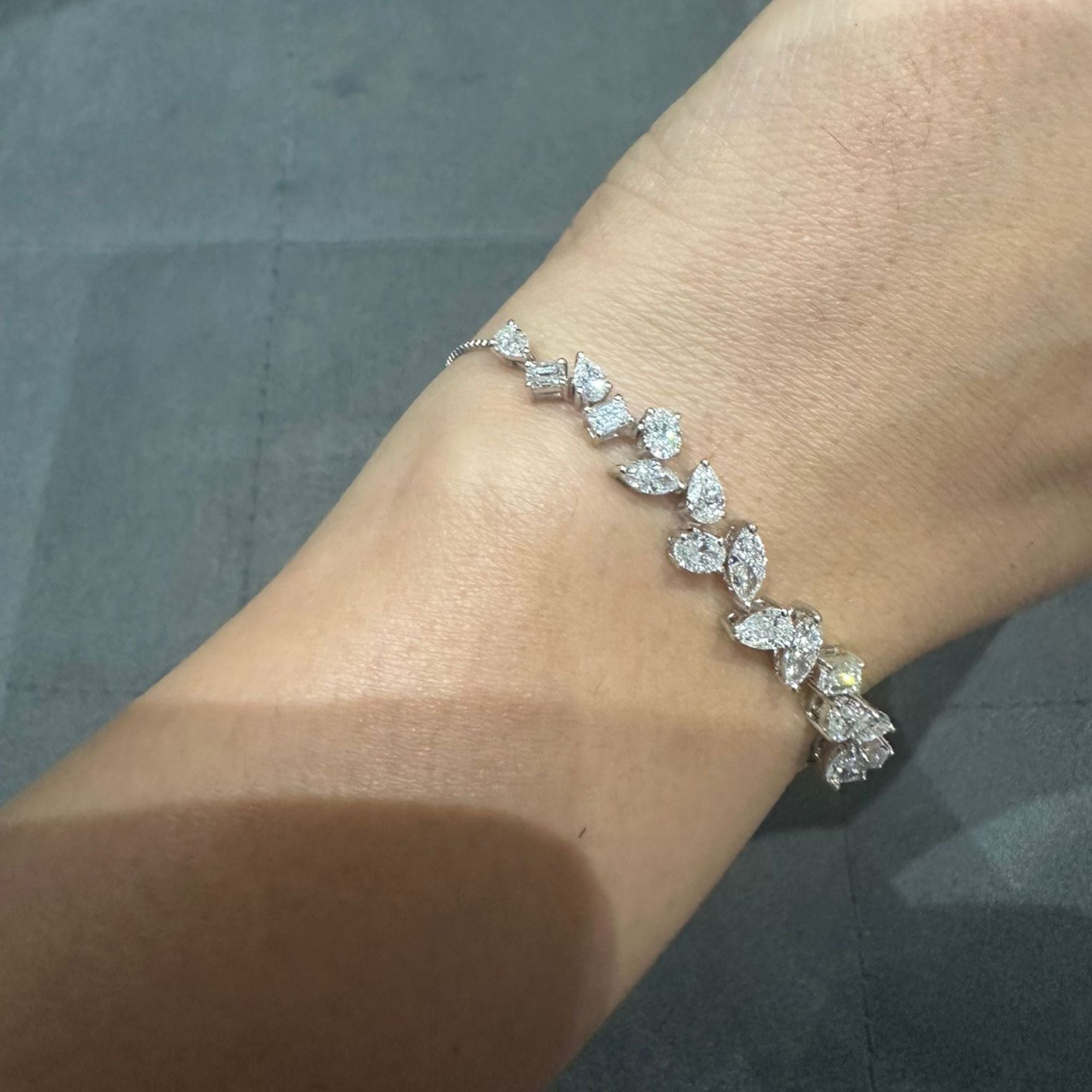 Luxury 3.50Ct Multi Shape Prong Set Natural Diamond Bracelet in 18K White Gold