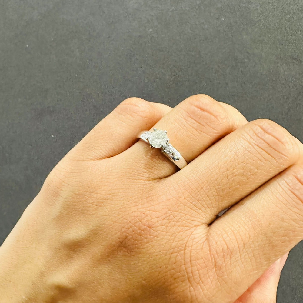 natural diamond engagement ring