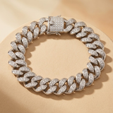 Bracelet de tennis en or et platine, serti de diamants ronds taille brillant cultivés en laboratoire.