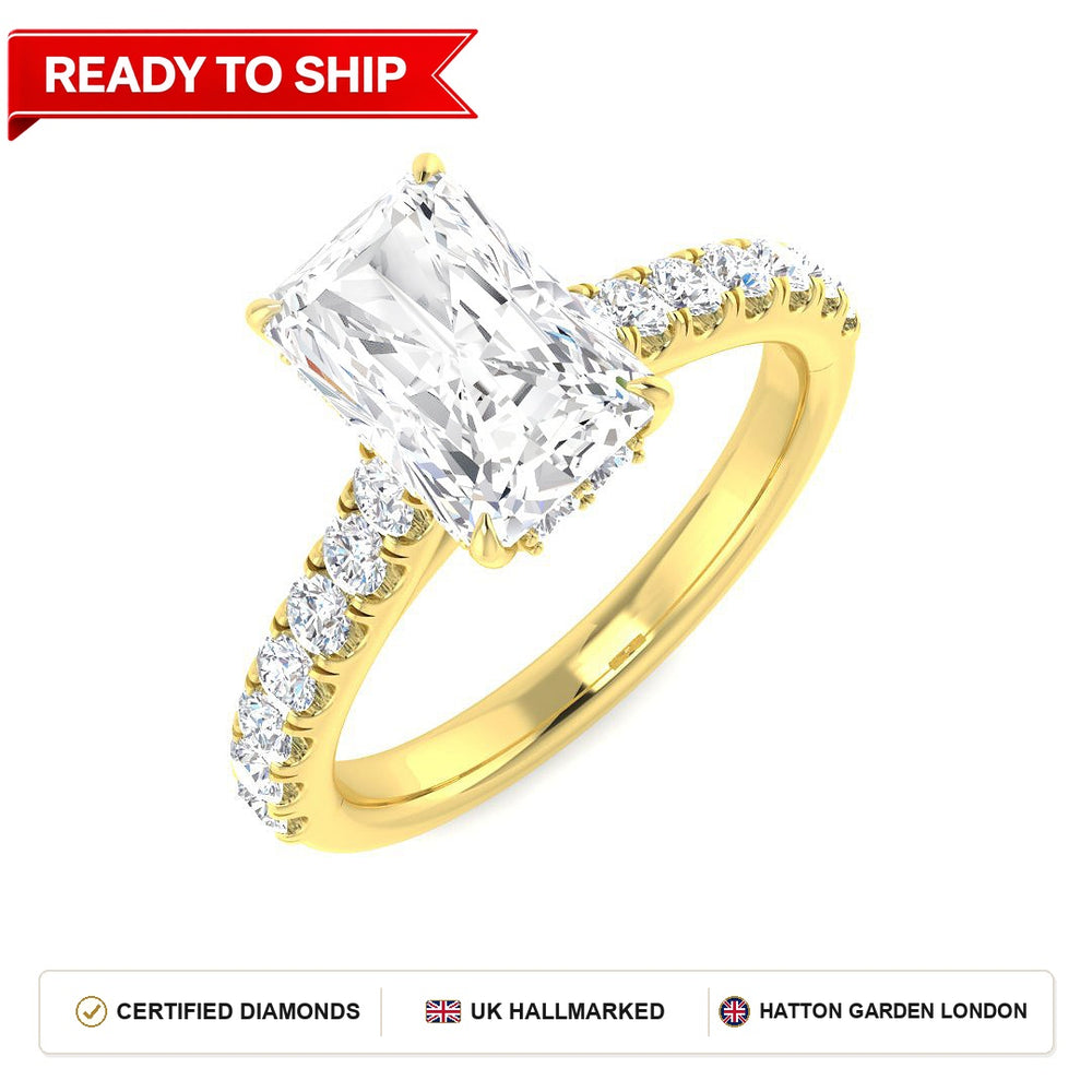 Lab grown diamond earring
