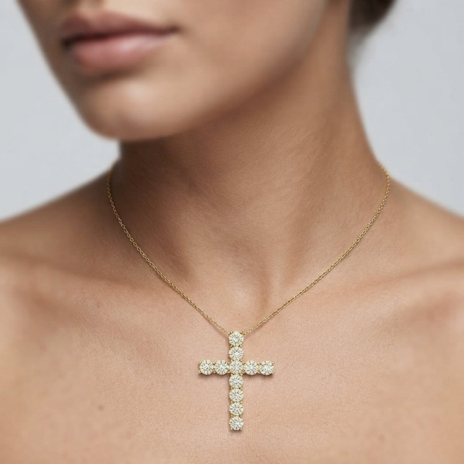 Diamond Cross Pendant in Pave & Prong Set | 9K/18K Gold or Platinum