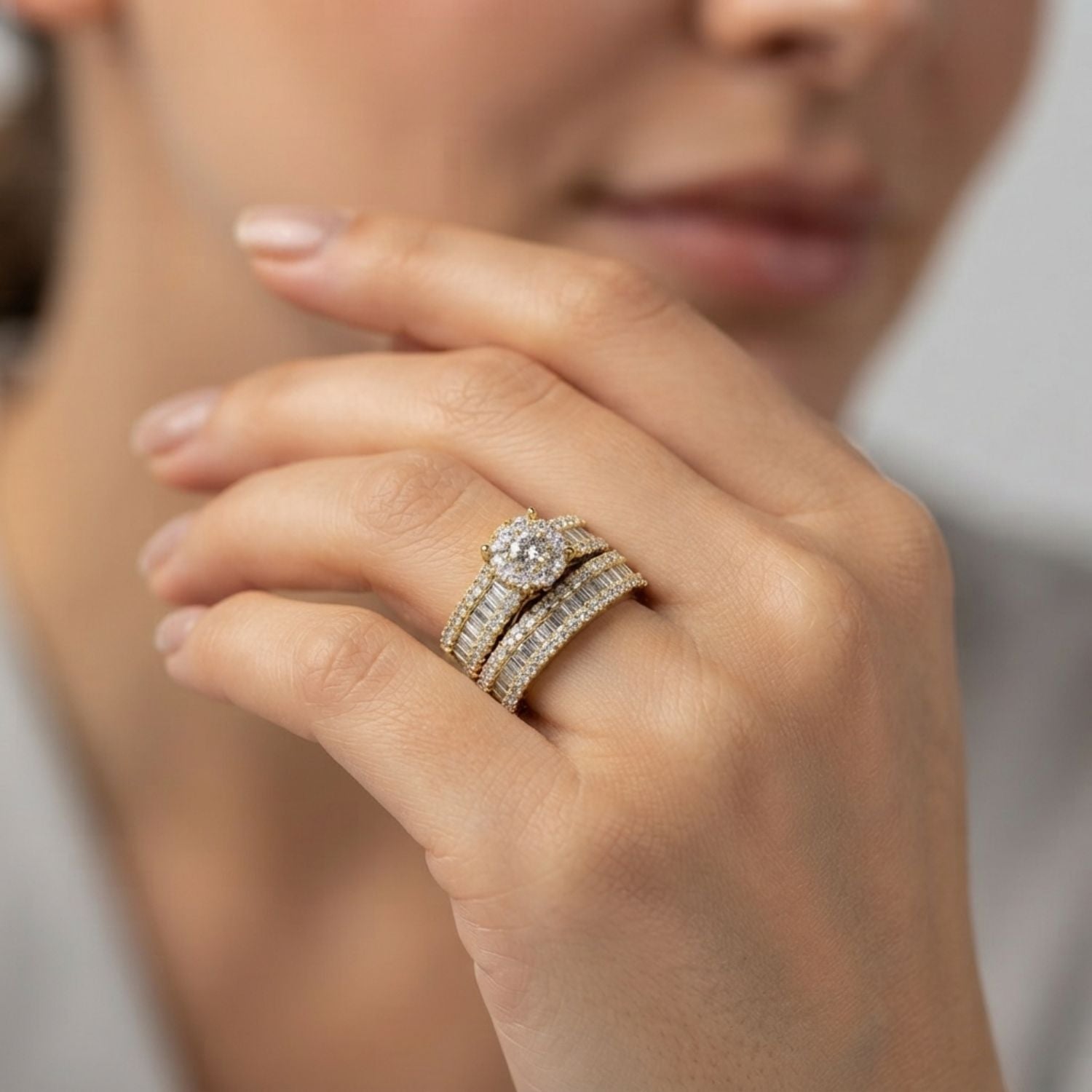 Baguette and Round Cut Diamond Bridal Ring Set