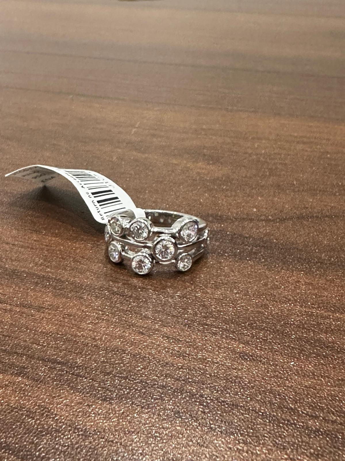 2,0-Karat-Blasenring in Platinfassung mit im Labor gezüchteten Diamanten