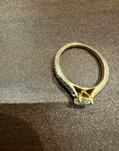 Solitaire Round Cut Moissanite Halo Engagement Ring in 9K Yellow Gold