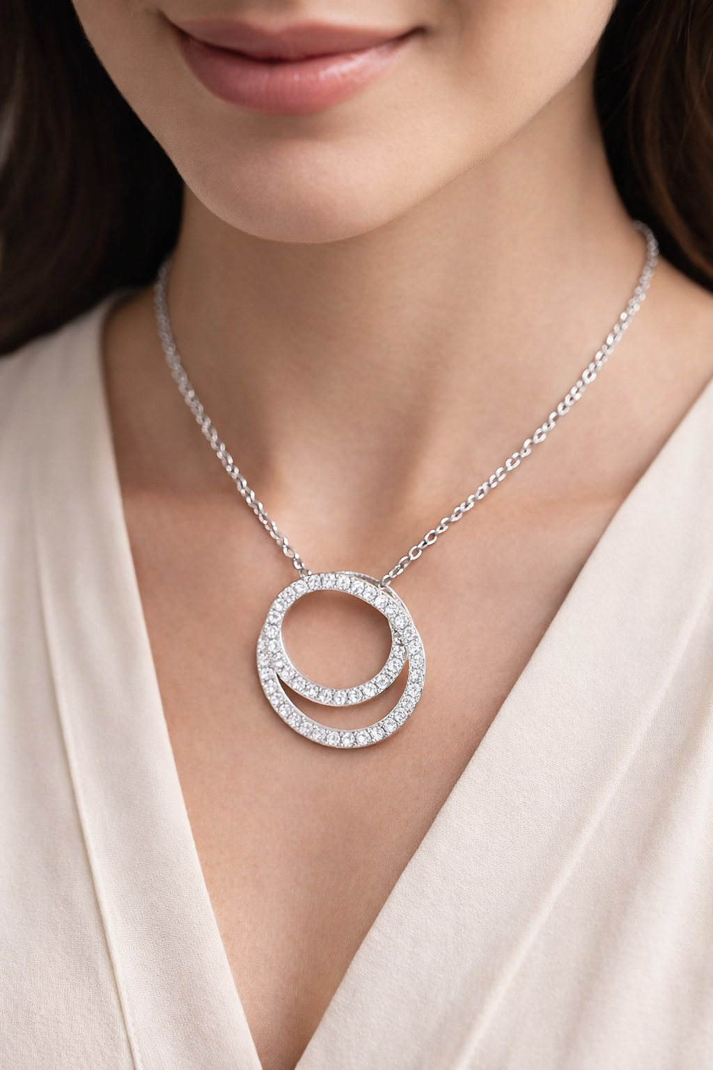 Intertwined Diamond Circle Pendant | Lab-Grown & Natural Diamond
