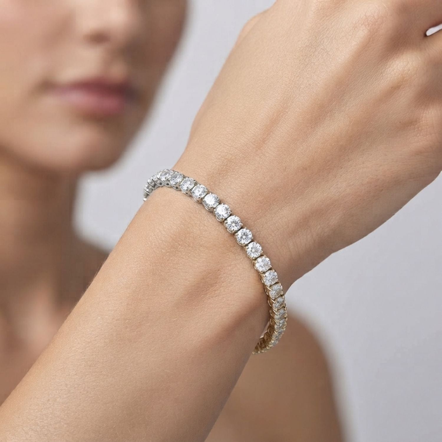 Round Cut Lab Grown Diamond Tennis Bracelet for Women – Gold & Platinum