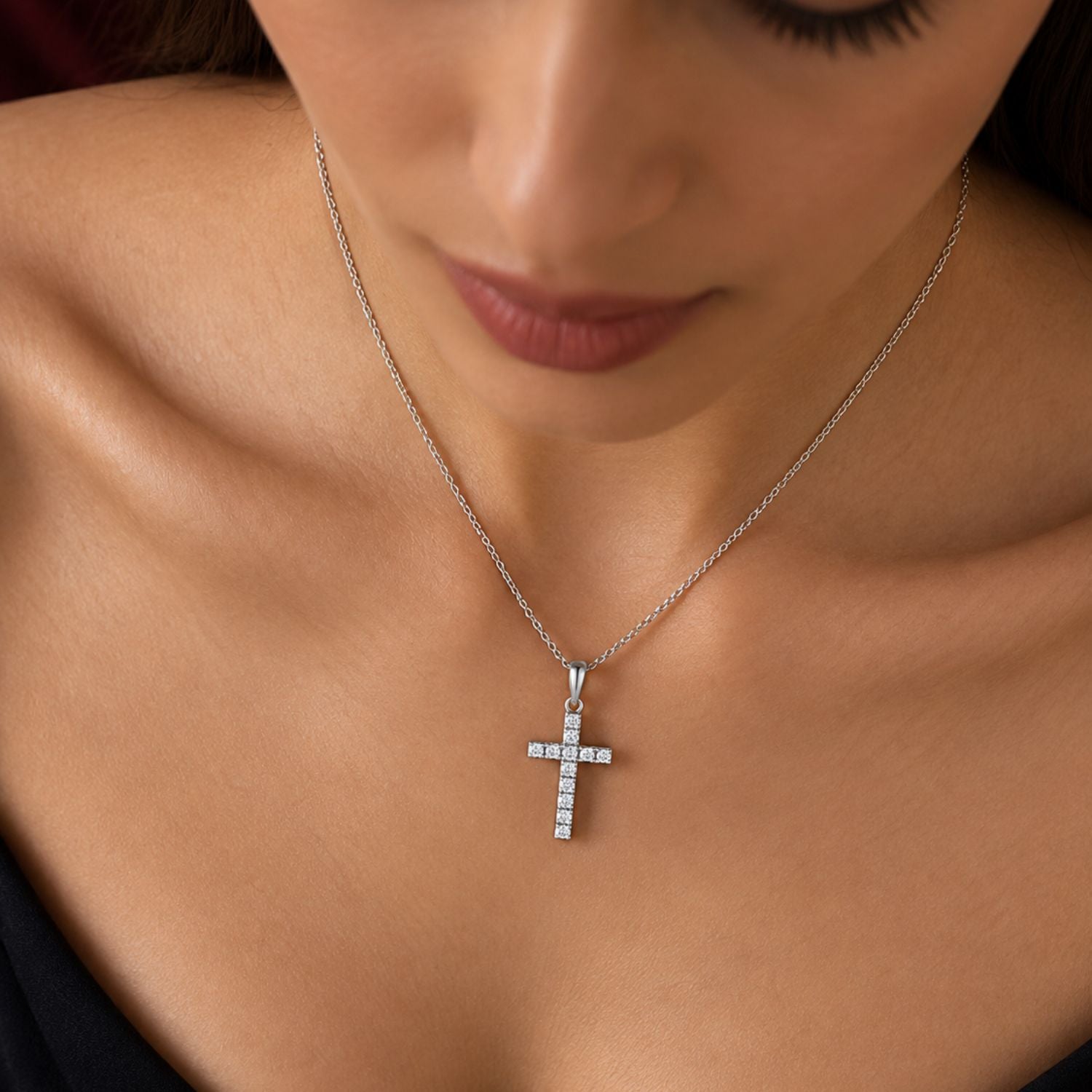 Lab Diamond Cross Necklace Pendant 0.22ct in 925 Sterling Silver
