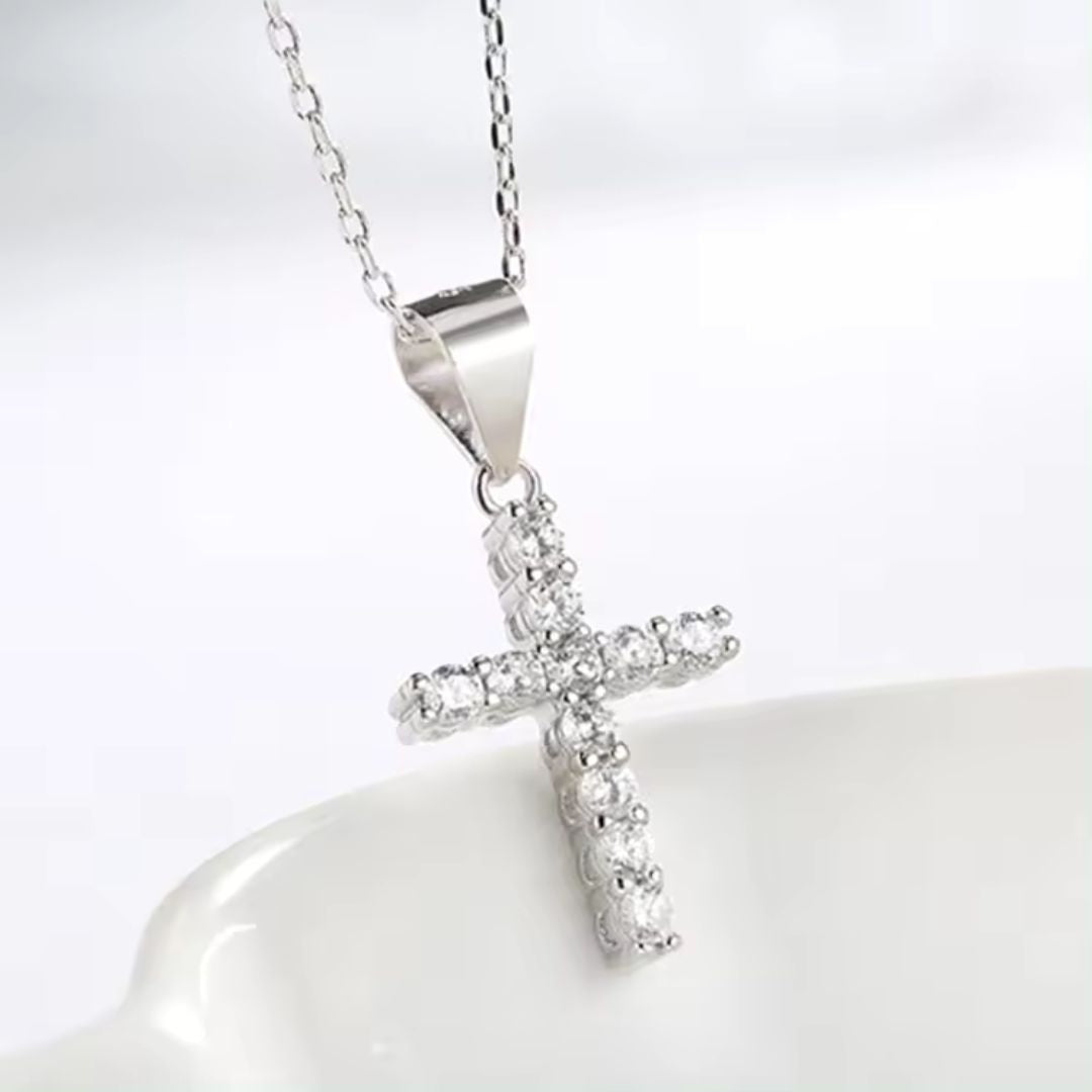 Cross Shape Lab Diamond Pendant In Gold