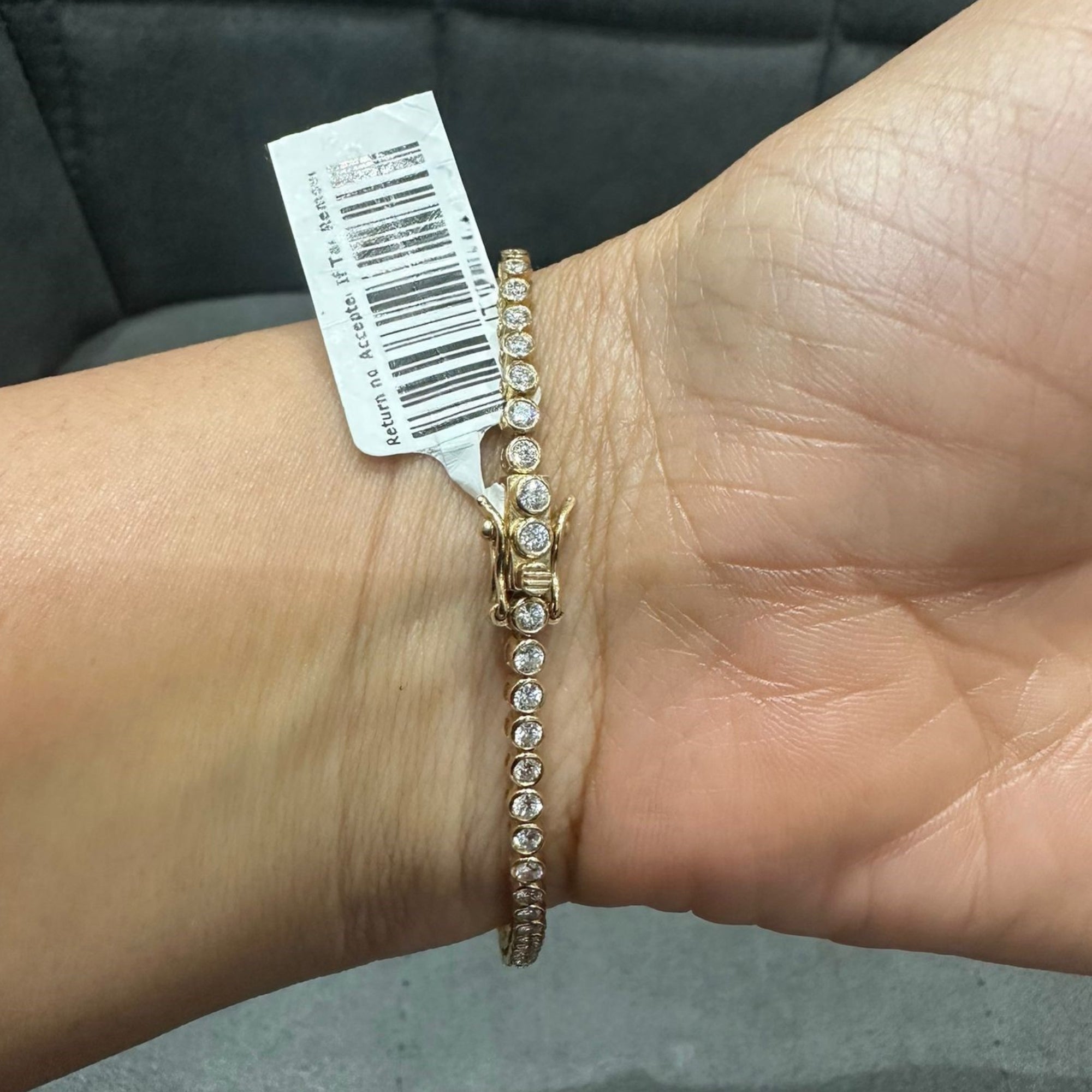 Round Cut 3.00 Carat Natural Diamond Tennis Bracelet in 9K Yellow Gold for Gift