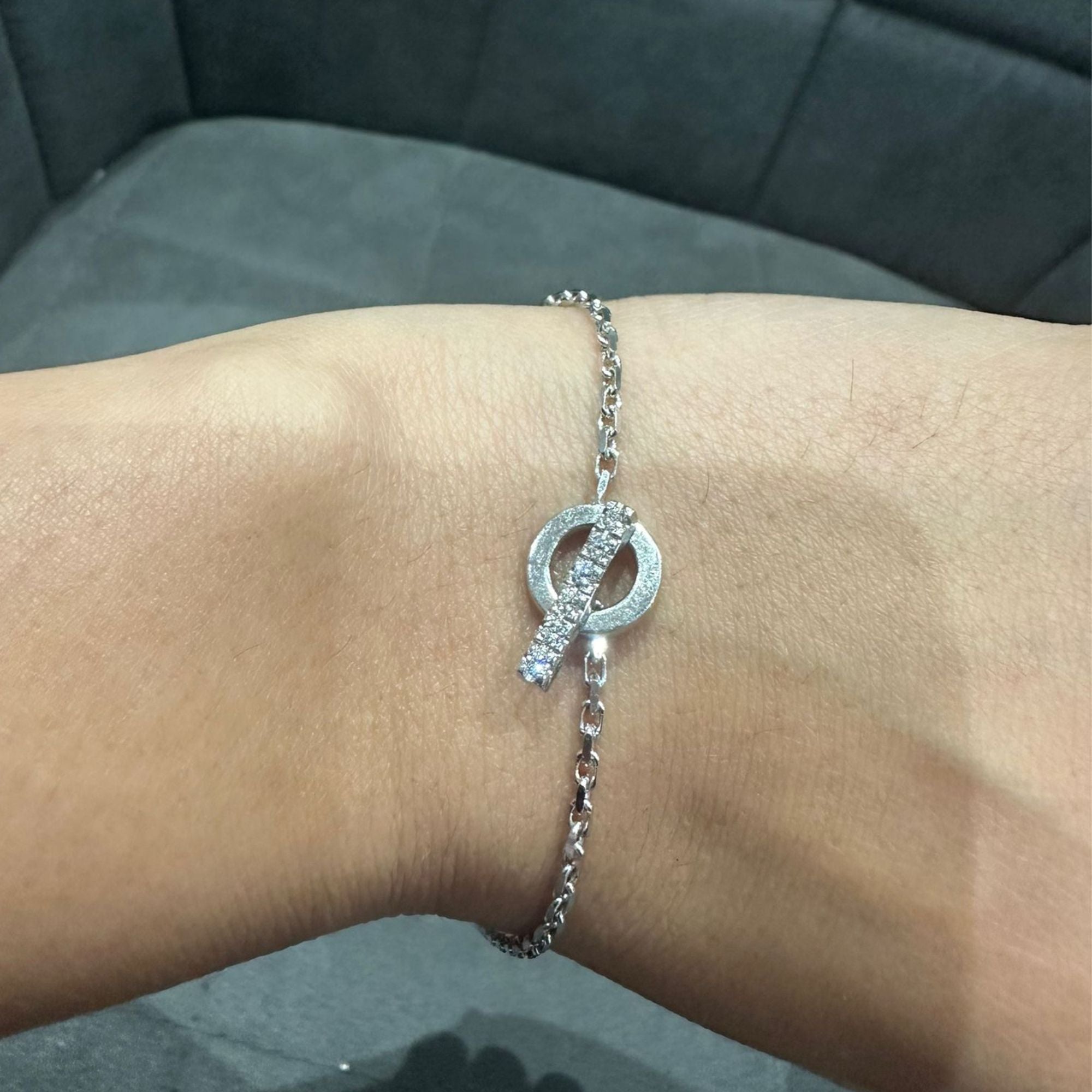 Bracelet à fermoir en platine serti de diamants naturels ronds pour femme | Bijoux de luxe