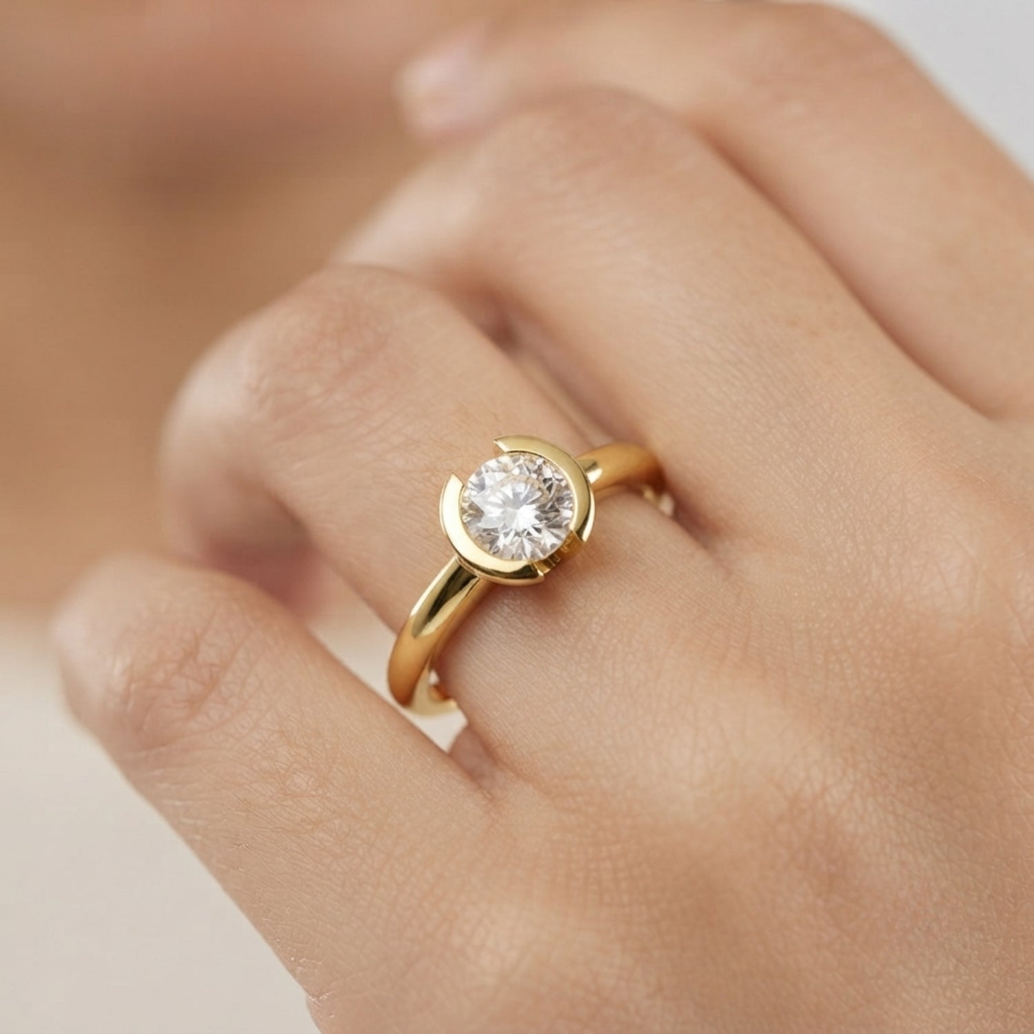 Round Diamond Bezel Set Solitaire Ring | Lab-Grown & Natural Diamonds