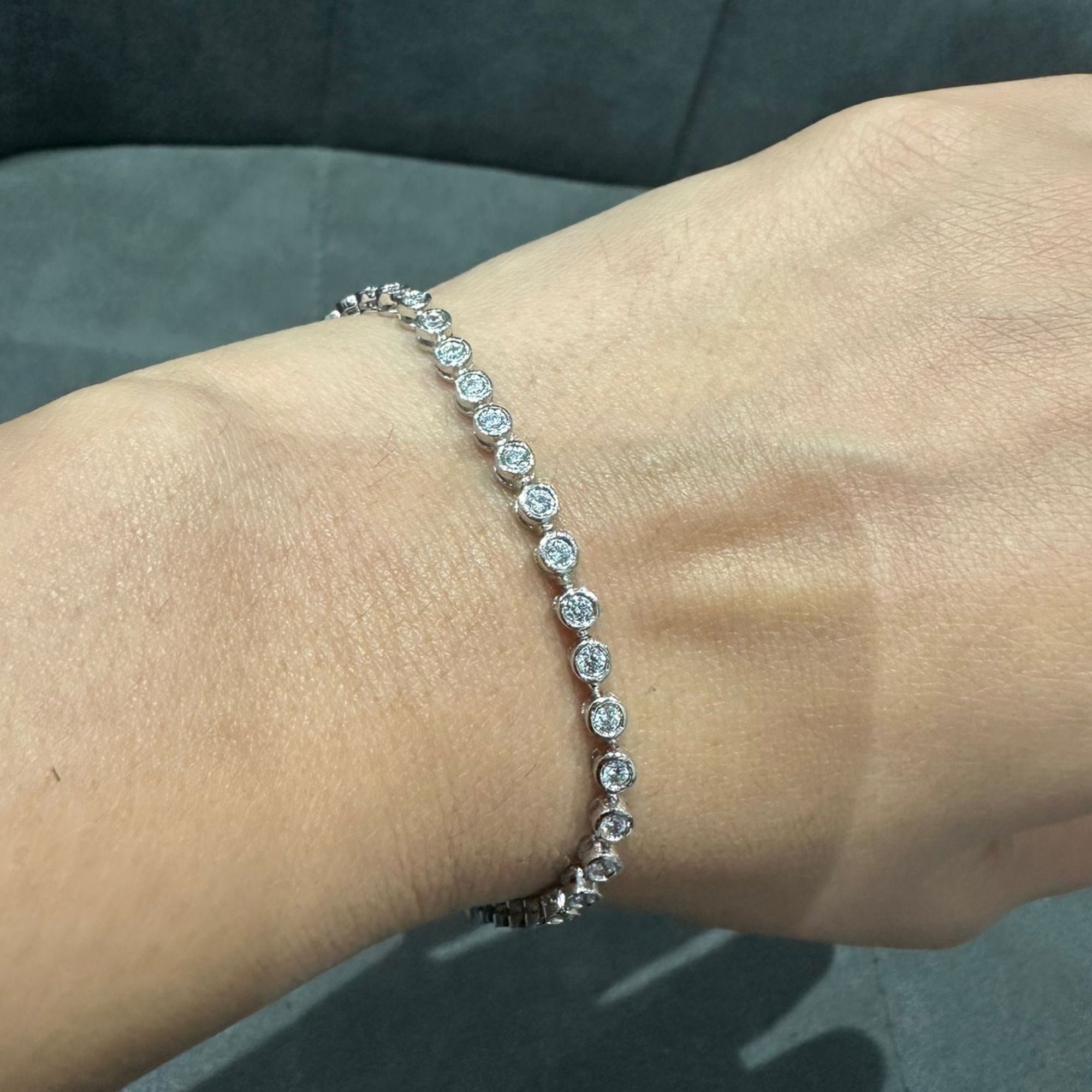 925 Sterling Silver 2.00 Carat Lab Grown Diamond Tennis Bracelet in Bezel Set