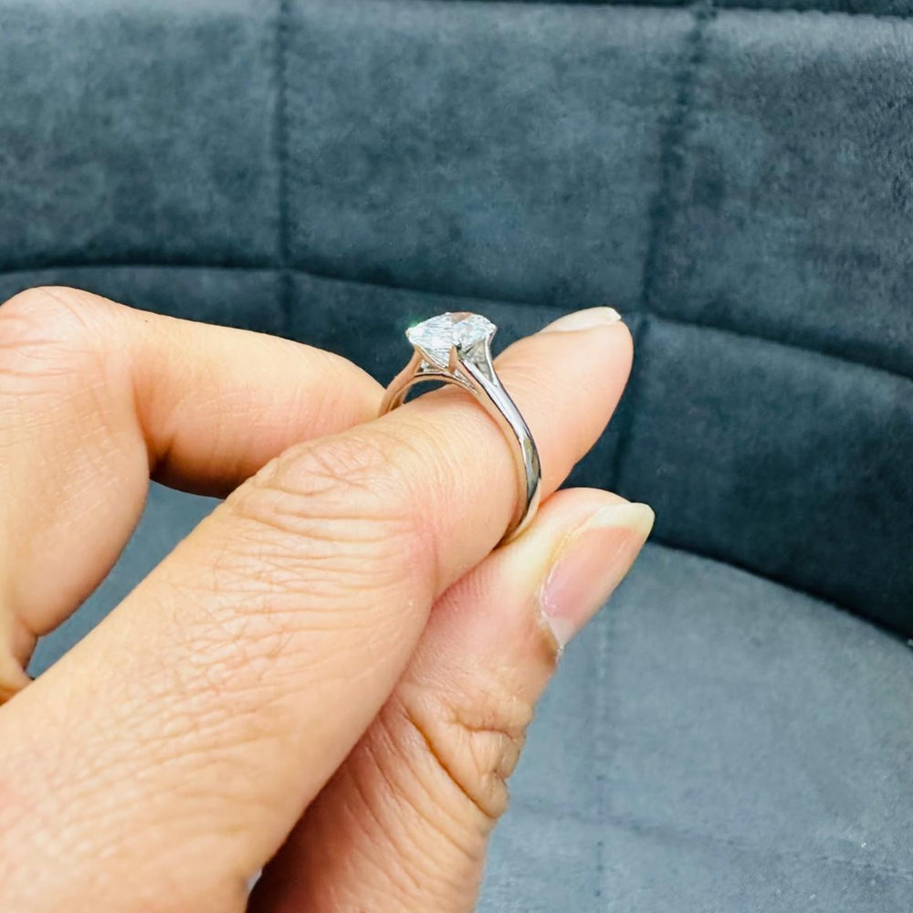 solitaire engagement ring