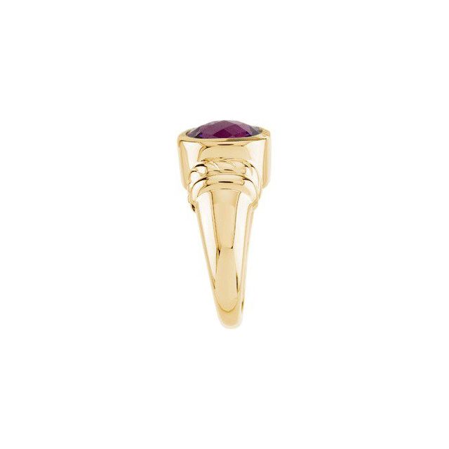 Cushion Amethyst Solitaire Ring in Yellow Gold