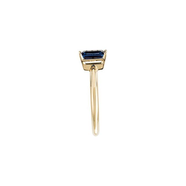 Emerald Blue Sapphire Solitaire Ring in Yellow Gold