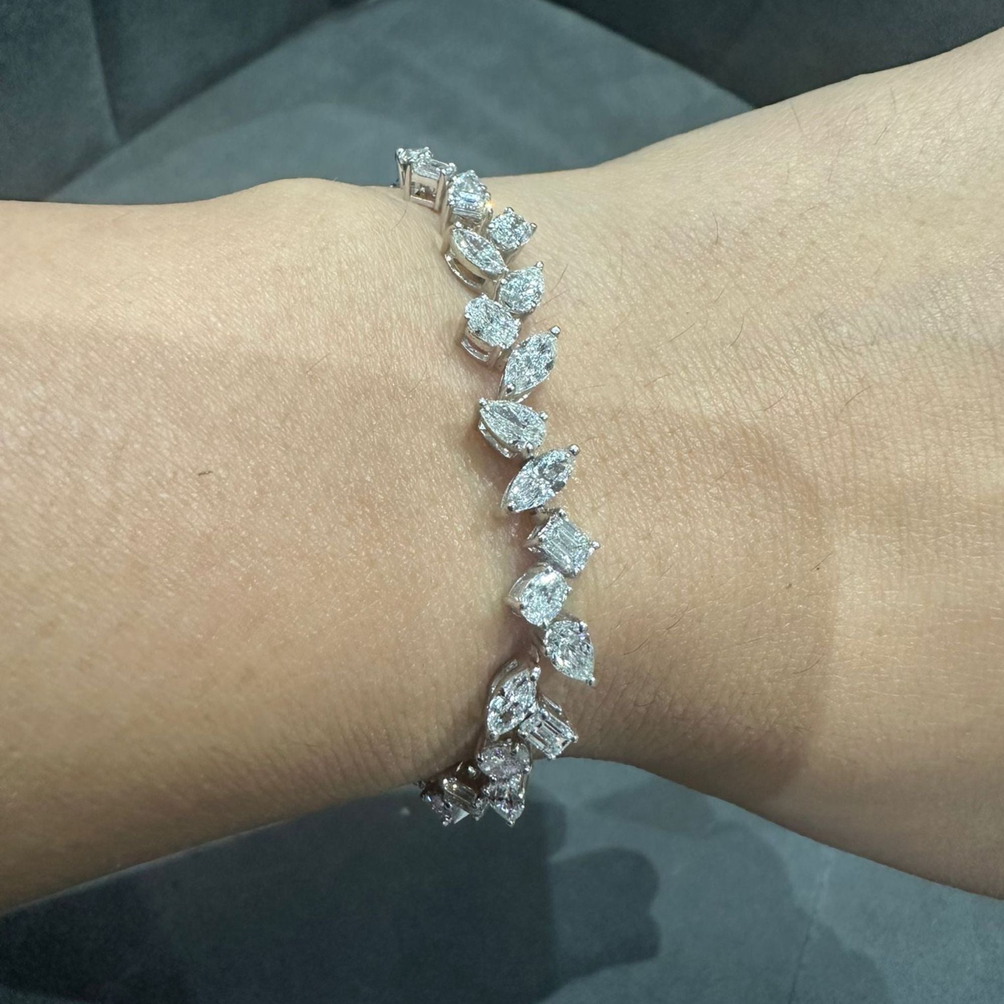 Luxury 3.50Ct Multi Shape Prong Set Natural Diamond Bracelet in 18K White Gold