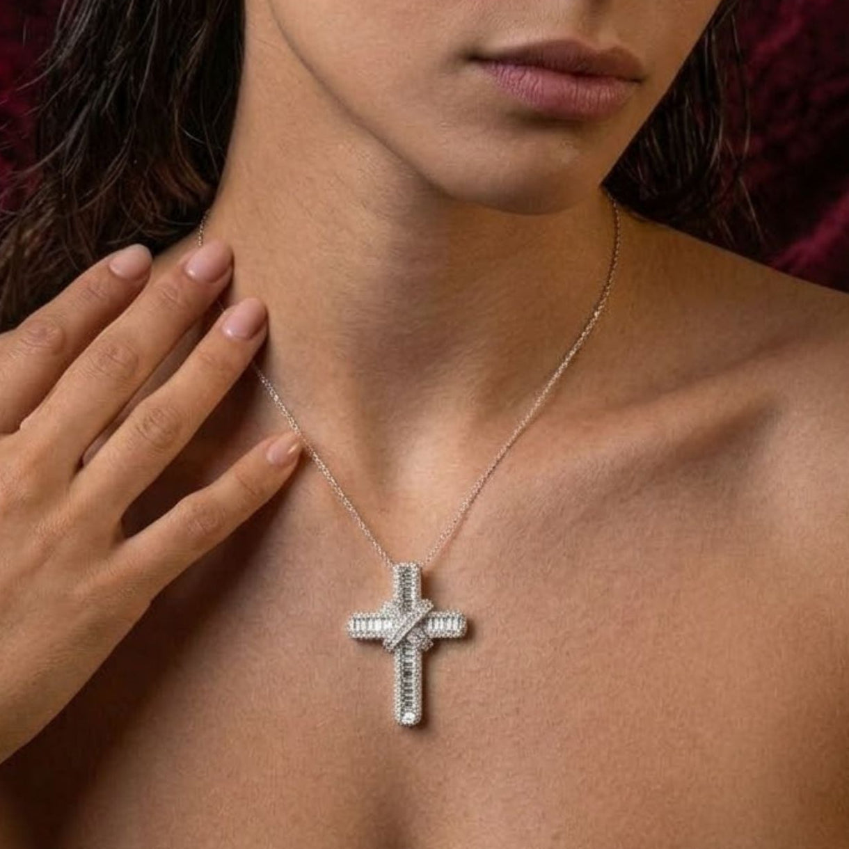 Pristine 3Ct Diamond Cross Pendant In 9K, 18K (White, Yellow, Rose Gold) With Complimentary Silver Chain