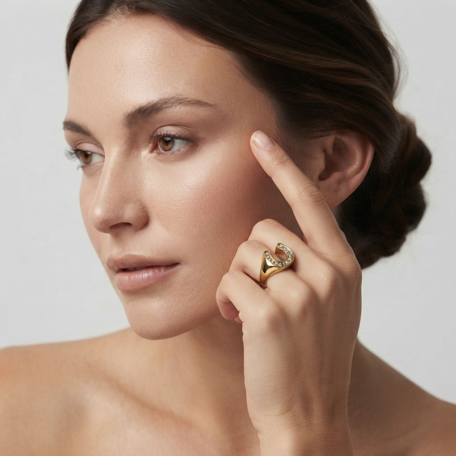 Horseshoe Diamond Ring | 9K Gold | Lab-Grown & Natural