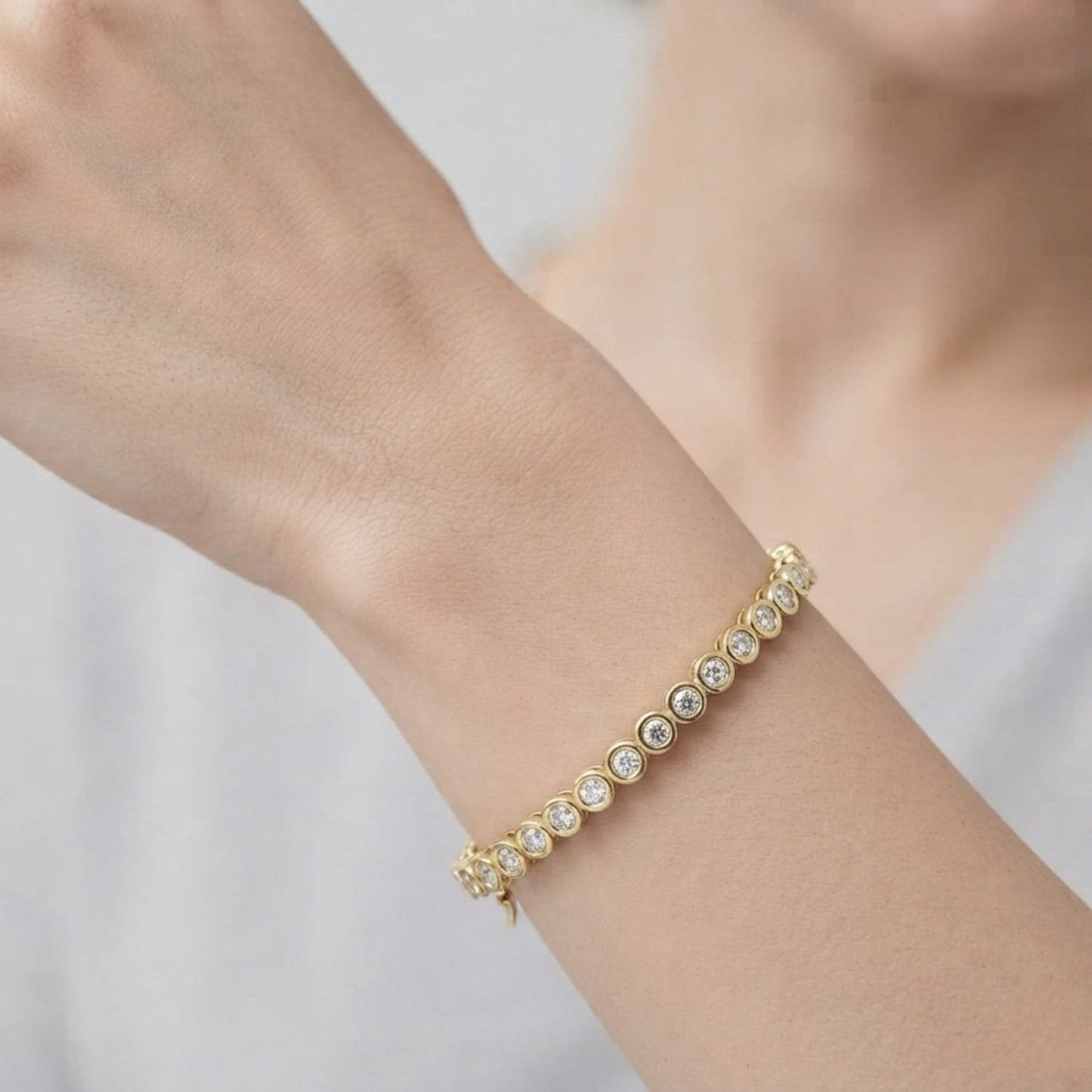 Round Diamond Tennis Bracelet in Bezel Setting | Gold or Platinum | Box Clasp