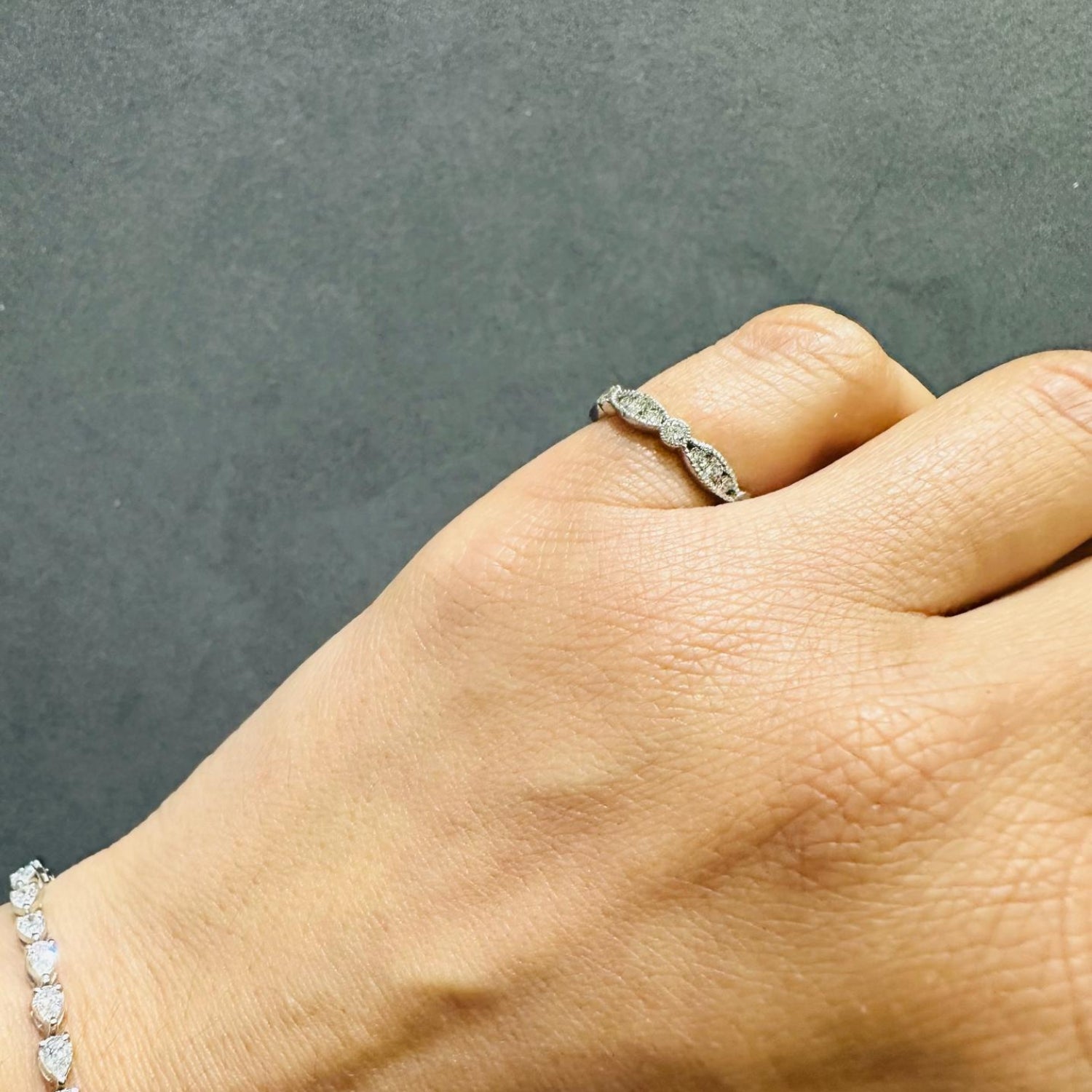 natural diamond platinum wedding band