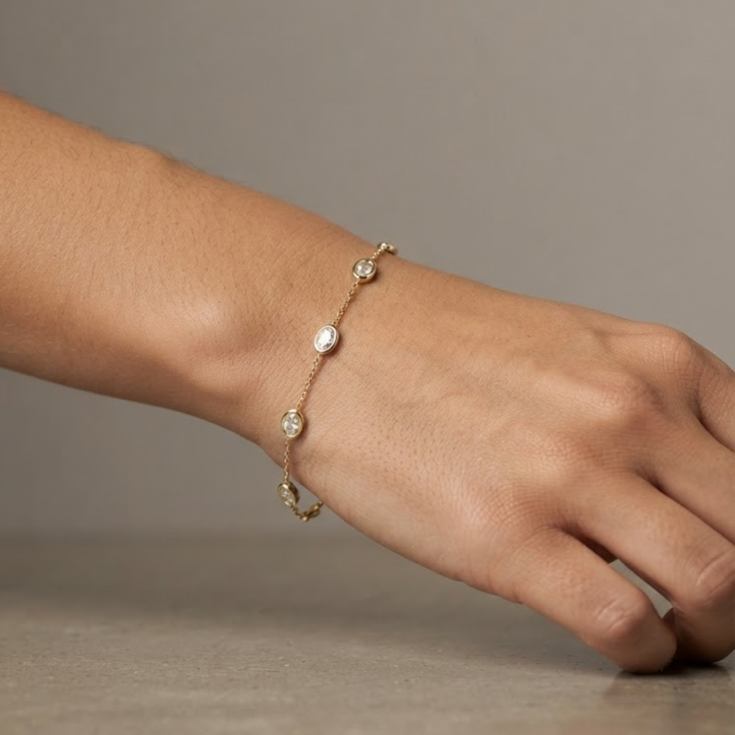 0.8 Carat D-E/VS Lab Grown Oval Diamond Everyday Bracelet 9k Yellow Gold Ready To Ship