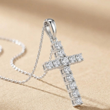 Lab Diamond Cross Necklace Pendant 0.22ct in 925 Sterling Silver