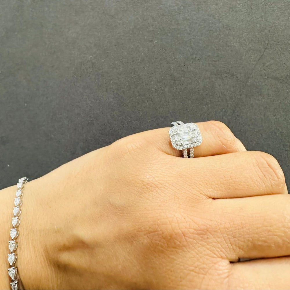 luxury engagement ring