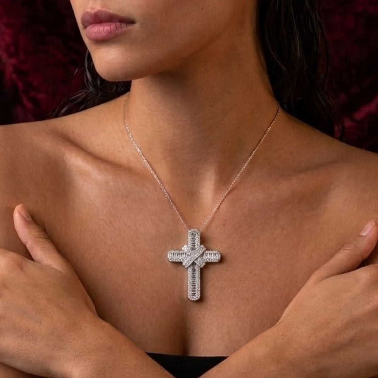 Pristine 3Ct Diamond Cross Pendant In 9K, 18K (White, Yellow, Rose Gold) With Complimentary Silver Chain