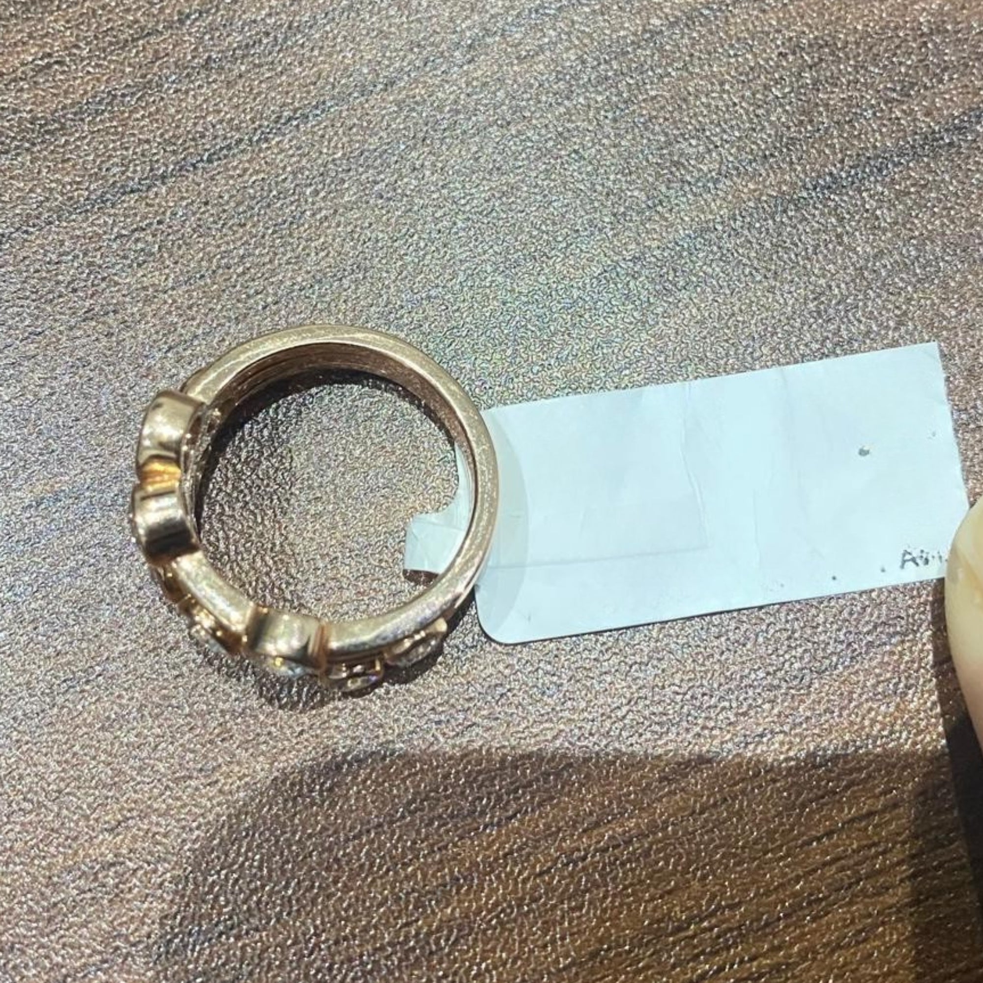 Mehrlagiger Bubble-Ring aus 18-karätigem Roségold mit Lünettenfassung und im Labor gezüchtetem Diamanten