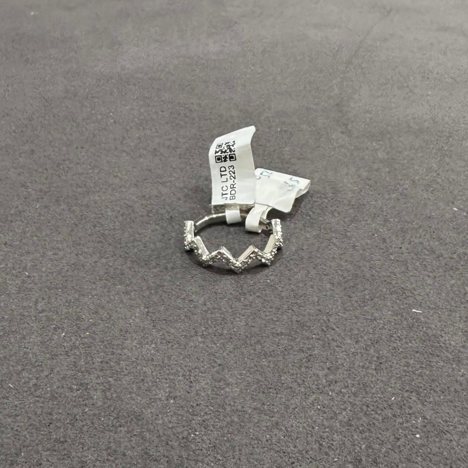 natural diamond ring