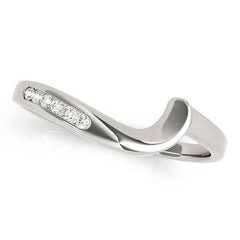 Single Row Curved Half Eternity Ring in Gold & Platinum