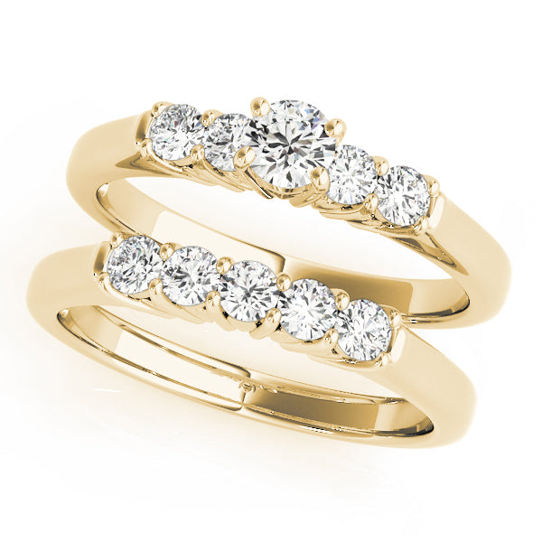 Elegant Prong-Set Round Diamond Engagement Ring — 9K/18K Gold & Platinum