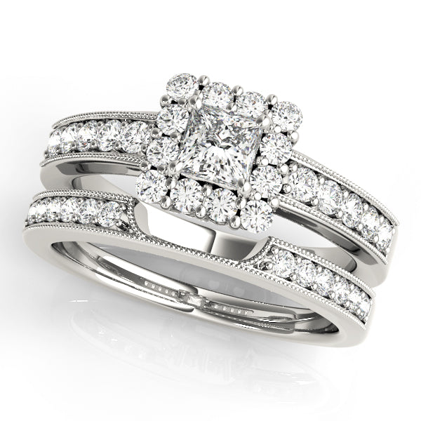 Luxe Halo Princess Diamond Engagement Ring — 9K/18K Gold & Platinum