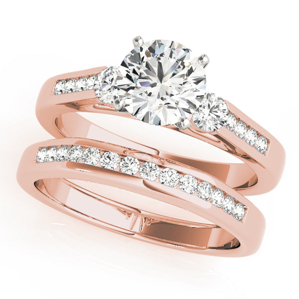 Refined Three-Stone Round Diamond Engagement Ring — 9K/18K Gold & Platinum