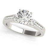 Refined Three-Stone Round Diamond Engagement Ring — 9K/18K Gold & Platinum
