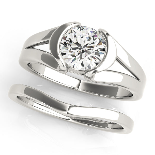 Regal Solitaires Any Shape Round Diamond Engagement Ring — 9K/18K Gold & Platinum
