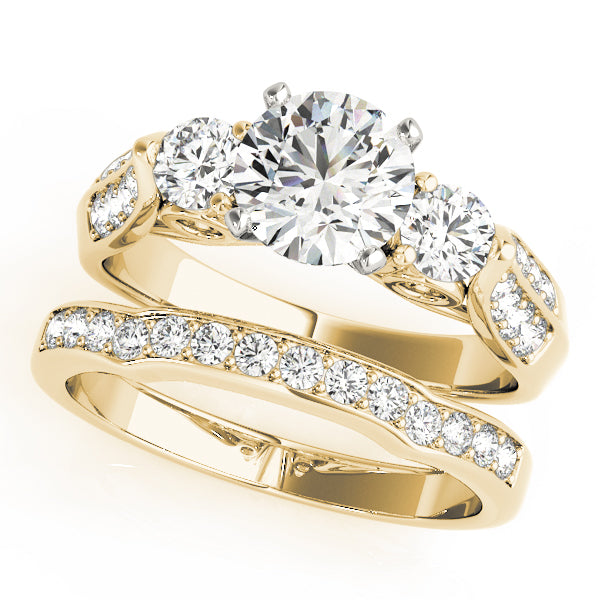 Elegant Three-Stone Round Diamond Engagement Ring — 9K/18K Gold & Platinum