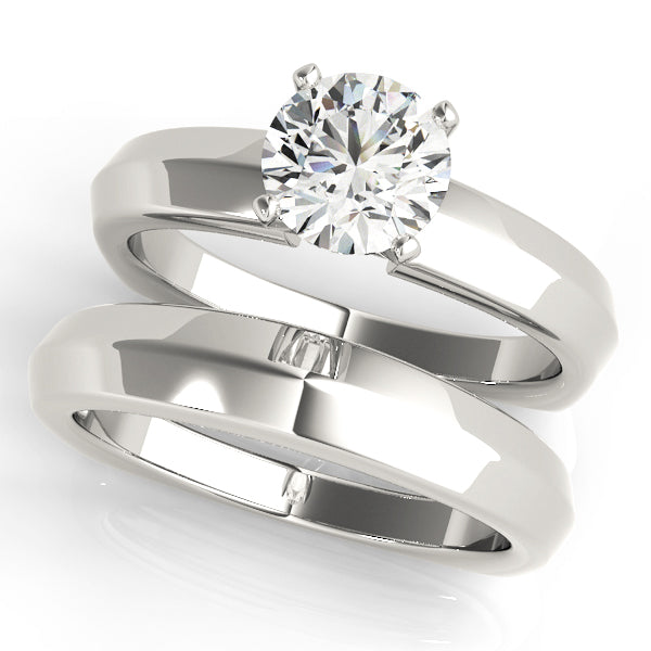 Majestic Solitaires Round Diamond Engagement Ring — 9K/18K Gold & Platinum