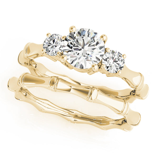 Noble Three-Stone Round Diamond Engagement Ring — 9K/18K Gold & Platinum