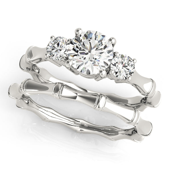 Noble Three-Stone Round Diamond Engagement Ring — 9K/18K Gold & Platinum