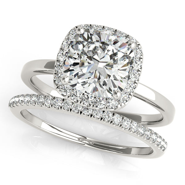 Elegant Halo Cushion Diamond Engagement Ring — 9K/18K Gold & Platinum