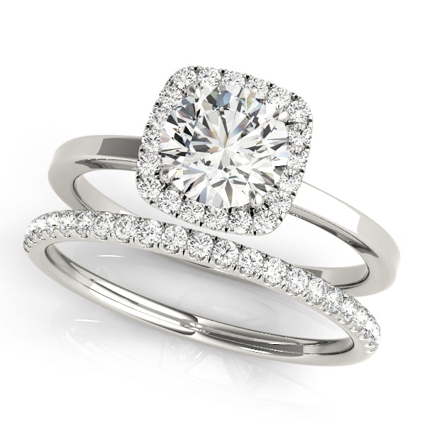 Regal Halo Round Diamond Engagement Ring — 9K/18K Gold & Platinum